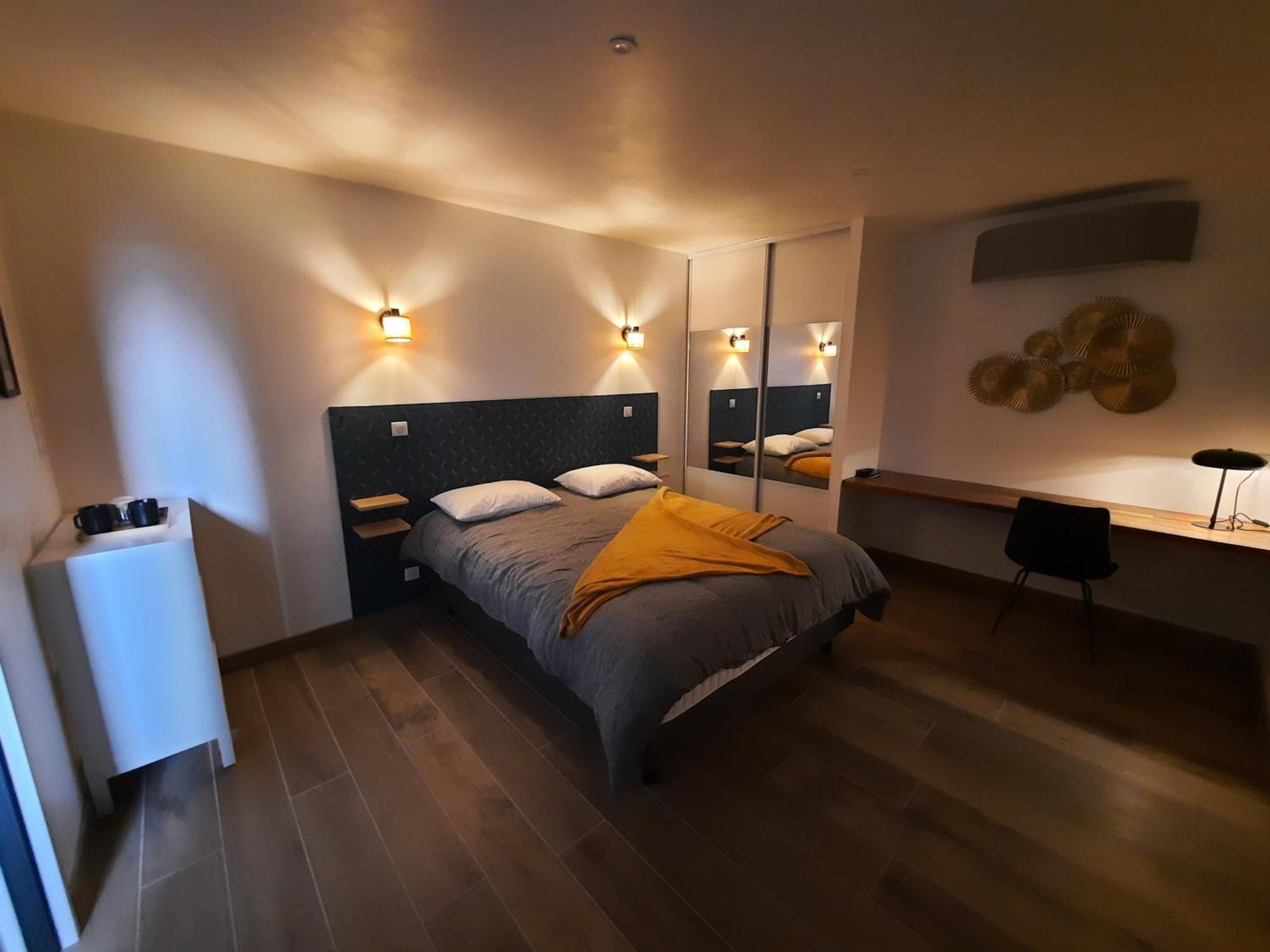 מונטובן Petit Coin De Paradis, Calme Et Confort Garantie ! Chambre Independante Dans Une Dependance ! מראה חיצוני תמונה