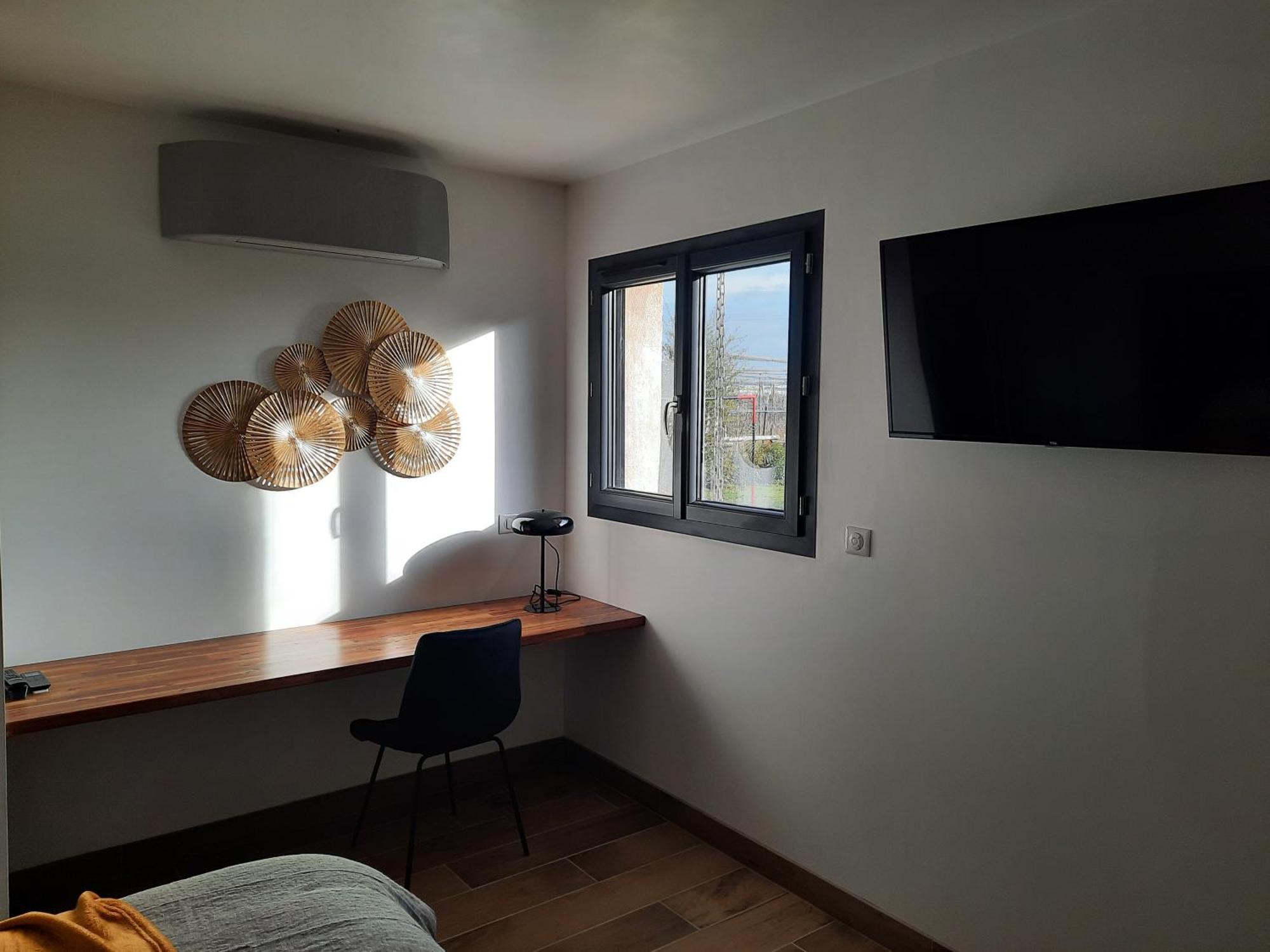 מונטובן Petit Coin De Paradis, Calme Et Confort Garantie ! Chambre Independante Dans Une Dependance ! מראה חיצוני תמונה